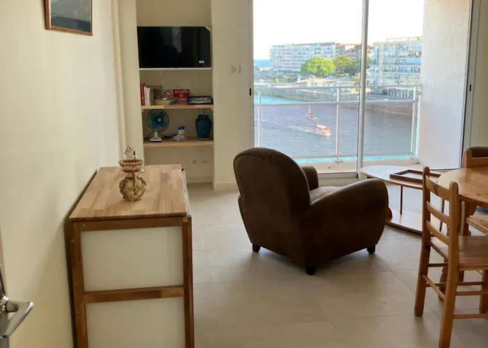 Le 5eme Astro - Vue Et Chenal * لي سابلِ دولونْ